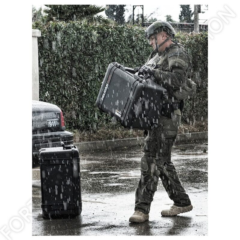 Pelican 1507 Air NF Black Protective Hard Case No Foam - Waterproof, Crushproof, Dustproof - Model 015070-0011-110