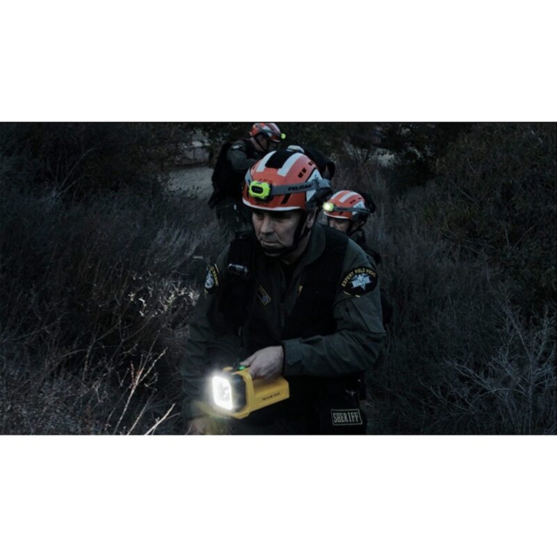 Pelican 9050 Rechargeable Lantern Yellow 3369 Lumens Spot/Flood/Flashing Li-Ion/AA NFPA Approved 090500-0000-245