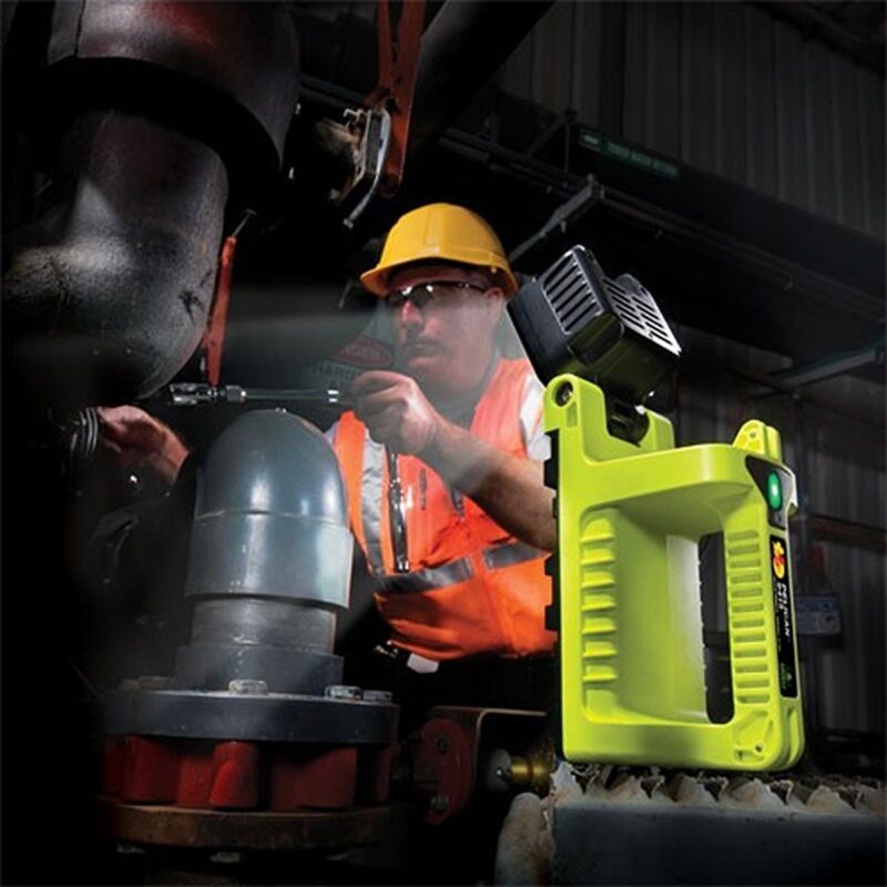 Pelican 9415 Gen 2 Rechargeable LED Lantern Yellow 2207 Lumens High/Low/Flashing Class I Div 1 NFPA Approved 9415-002-245