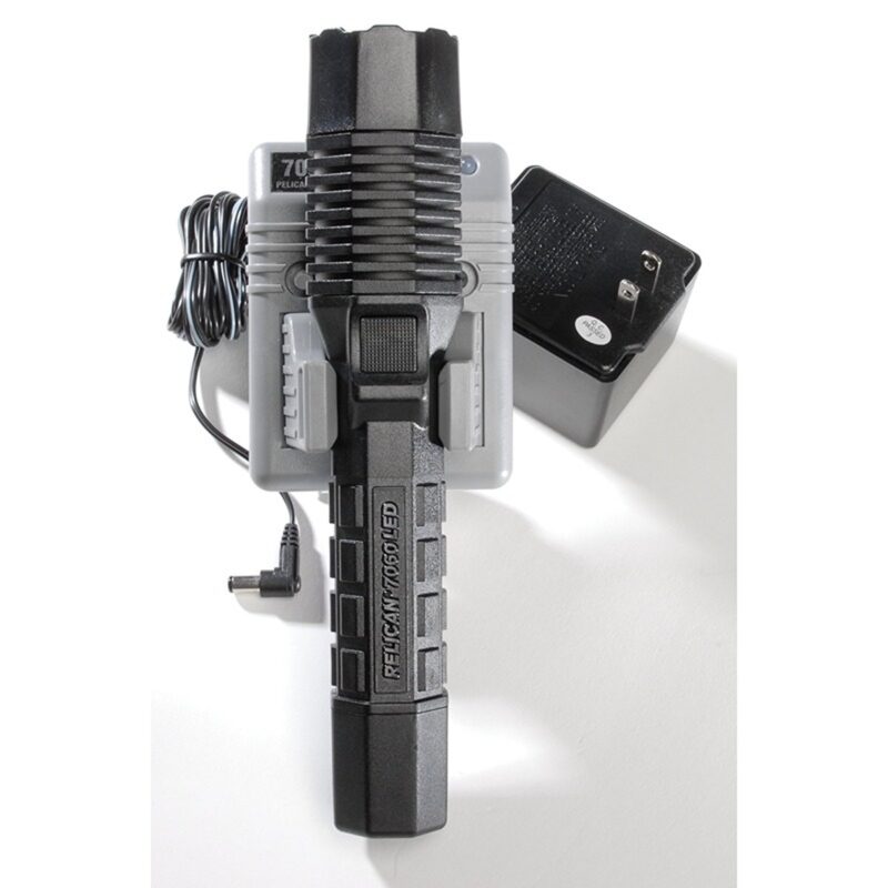 Pelican 7060 Gen 5 12V Vehicle Charger Black for Rechargeable LED Flashlight Tactical Accessory 7060-051-110-01