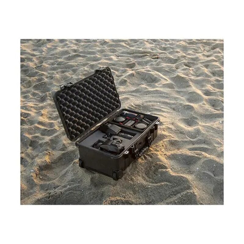 Pelican 1510TPF Carry-On Case Black with TrekPak Insert & Three-Piece Foam Watertight Rolling 015100-0150-110