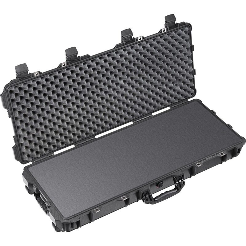 Pelican 1700 Protector Case Black with Foam Long Case Watertight Rolling 017000-0000-110