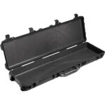 Pelican 1750 Protector Case Black with Foam Long   Case Watertight Rolling 017500-0000-110