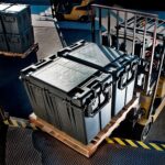 Pelican 0500NF Protector Transport Case Black No Foam Watertight Crushproof Large Empty 0500-001-110