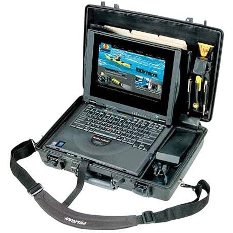 Pelican 1490NF Protector Case Black No Foam Watertight Crushproof Laptop Empty Locking Latches 1490-001-110