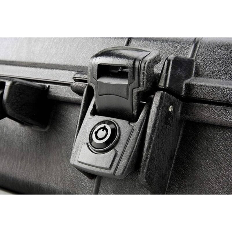 Pelican 1490NF Protector Case Black No Foam Watertight Crushproof Laptop Empty Locking Latches 1490-001-110
