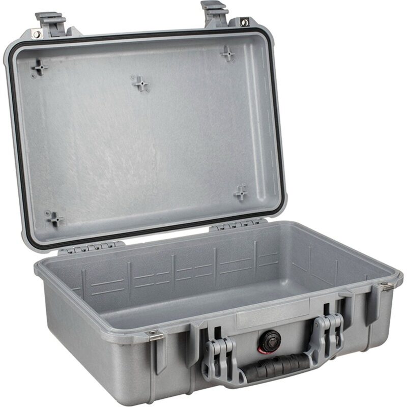 Pelican 1500NF Protector Case Silver No Foam Watertight Crushproof Empty Interior 1500-001-180