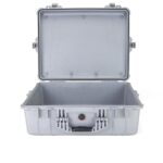 Pelican 1600NF Protector Case No Foam Silver - Watertight Crushproof Hard Equipment Case with Pressure Valve