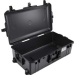 Pelican 1650NF Protector Case No Foam Black - Watertight Crushproof Wheeled Hard Equipment Case with 4 Wheels & Trolley Handle (1650-021-110)