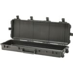 Pelican iM3200 Storm Case Black with Foam - Large Waterproof Crushproof Protective Case iM3200-00001